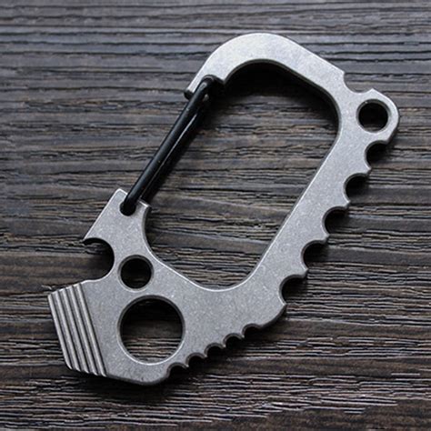 Titanium Alloy Edc Defense Keychain Fast Buckle Crowbar Opener Tool In