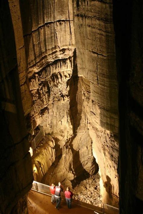 This Is The Worlds Longest Known Cave System With More Than 400 Miles