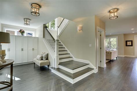 Linden Hills Transitional Entry Minneapolis By North