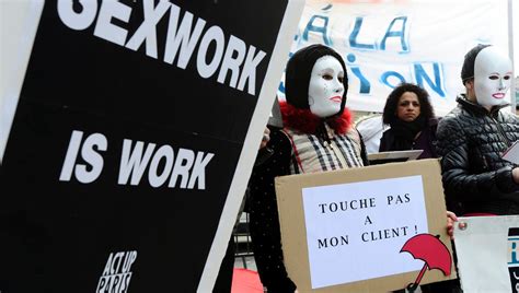 loi sur la prostitution les députés adoptent la pénalisation des clients france bleu