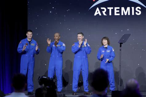 Nasa Names Crew For Artemis Ii Lunar Mission