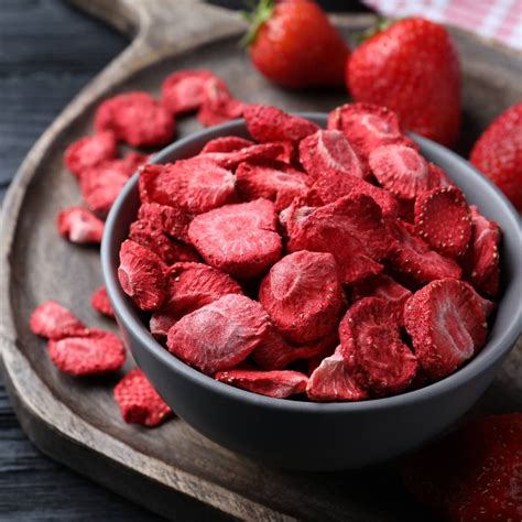 Bulk Freeze Dried Strawberry Pieces Wholesale Importers
