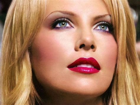Charlize Theron Wallpaper Charlize Charlize Theron Day Makeup Looks