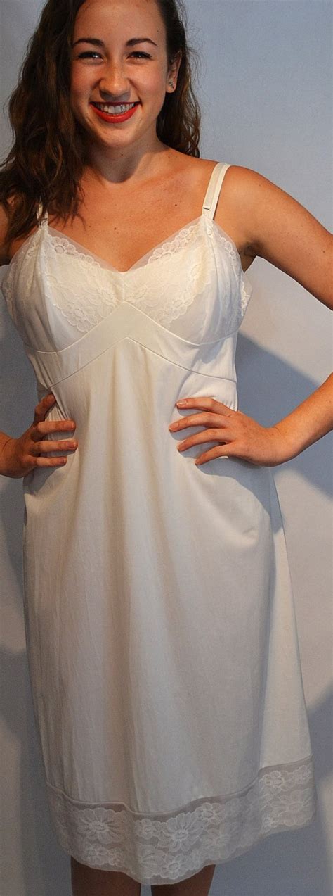 Sale Vintage Perfect White Nylon Slip With Sheer Daisy Lace Sz Etsy