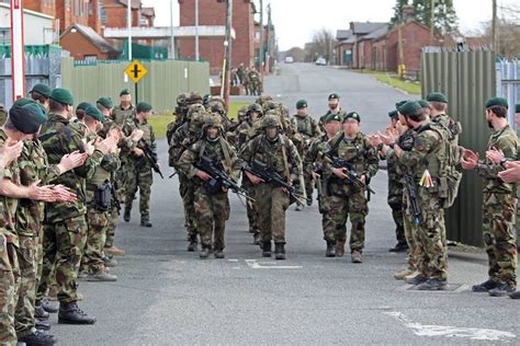This is a video of ireland's military special operations forces. The less than 10% who passed Irish Army Ranger Wing ...