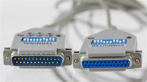 Difference Between Parallel Port and Serial Port | Difference Between