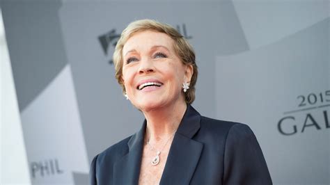 Julie Andrews Gets Candid About Therapy It Saved My Life