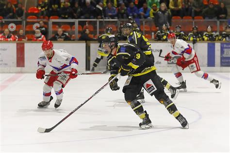 Es war eine tolle veranstaltung mit vielen besuchern. Eine Eishockey-Demonstration des Bezirksligameisters lässt ...