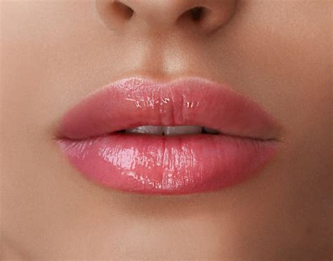 Lip Fillers Theres Beauty In The Volume The Rolling Stone Medspa