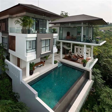 Padahal banyak sekali style desain rumah yang lebih bagus dan juga lebih fungsional ketimbang style minimalis. 75+ Desain & Denah Rumah Super Mewah Impian, 1 dan 2 Lantai