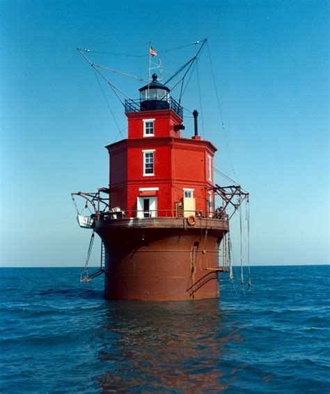 You must collect materials such as wood and stone to construct. Wolf Trap Lighthouse, Virginia at Lighthousefriends.com