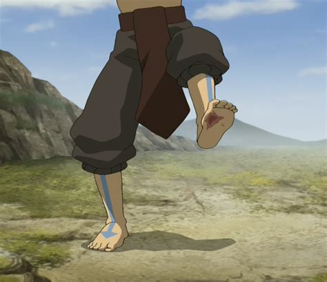 Ryouma has apologized for that injury over. Aang has the scar from Azula's lightning in a scene that has nothing to do with it # ...