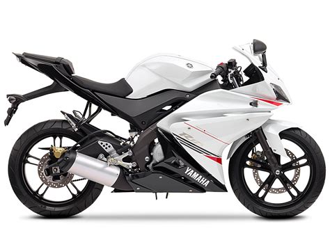 Here you can find such useful information as the fuel capacity, weight, driven wheels, transmission type, and others data according to all known model trims. Umlakieren eines Motorrads (Yamaha YZF-R125) (Motorrad ...