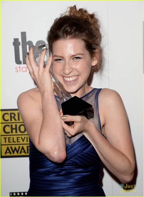 Eden Sher Wins At Critics Choice Television Awrrds Photo Photo Gallery Just