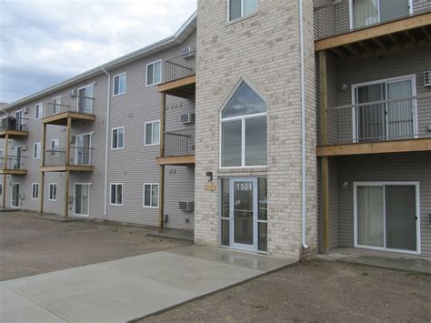 Dakota Apartments :: Valley Rental