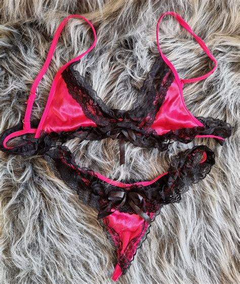 hot pink and black silk lingerie set plus mini print ivy tenebrae