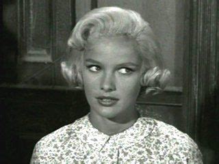 Marilyn Munster Hot There Were Two Marilyns Beverly Owen Played Her