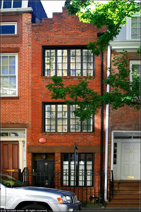 New Yorks Skinniest House On Sale Again Now For 43 Million