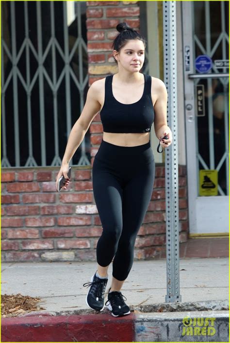 Ariel Winter Shows Off Her Go To Workout Moves In New Instagram Photo