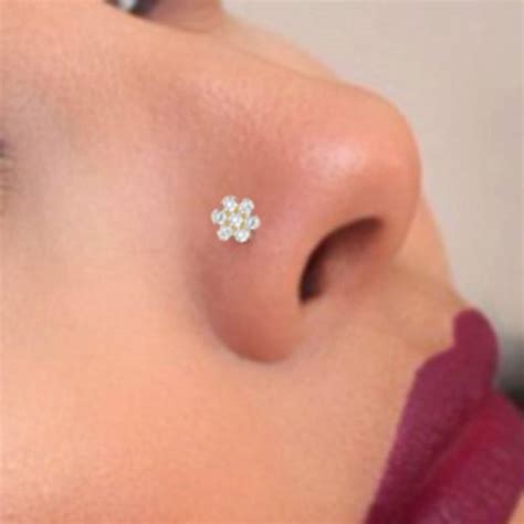 7 Diamond Designer Floral Nose Pin Shreevaram 2497555