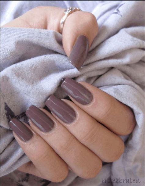 10 Popular Fall Nail Colors For 2019 An Unblurred Lady Fall Gel