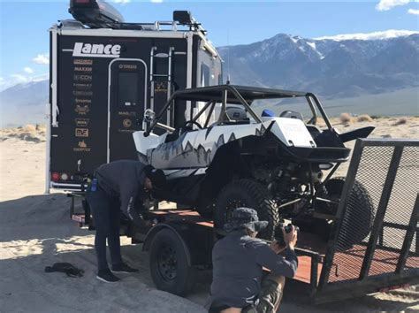Ideal for long term touring this fifth wheeler is completely self sufficient allowing you to spend extended time away from the mainstream camping grounds. Lance Truck Trailer in 2020 | Trucks, Truck camper, Travel ...