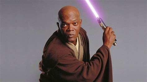 He wanted a way for his character to stand out. Why Mace Windu's Lightsaber Changed From Blue To Purple In ...