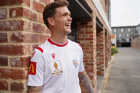 The official adelaide united football. Adelaide United 2020/21 Kit : United Announce Club Record ...