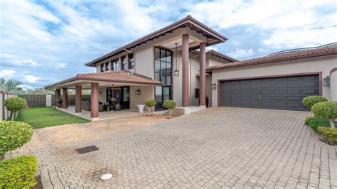 3 Bedroom Townhouse For Sale In Izinga Ridge Remax Of Southern Africa