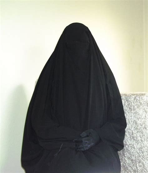 Pin On Niqab Burqa Veils And Masks