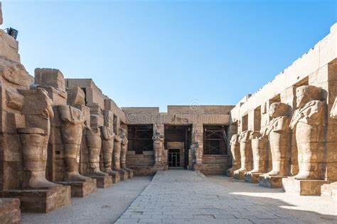 Templo De Karnak Luxor Egipto Foto De Archivo Imagen De Exterior