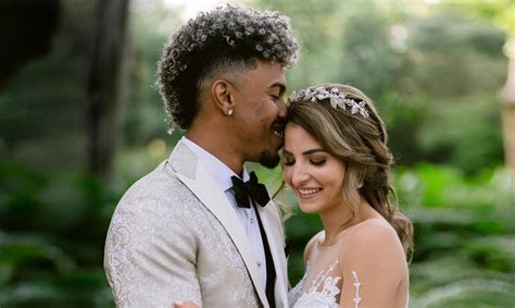 Francisco Lindor Married To Wife Katia Reguero Kids Kalina