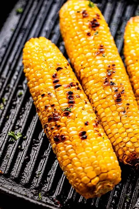 This Grilled Corn On The Cob Is Juicy Perfectly Charred And Super Easy