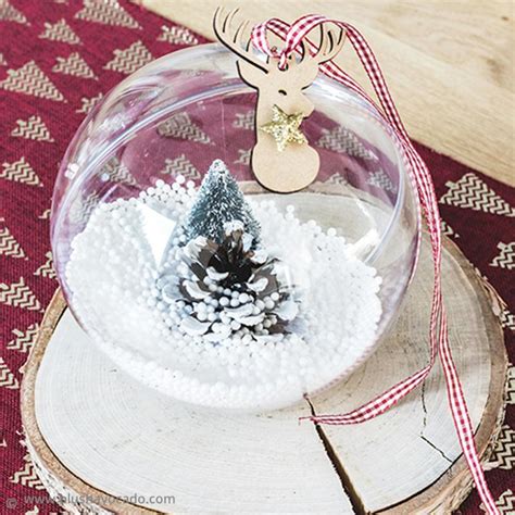 Les fêtes de fin d'année sont l'occasion de réaliser toutes sortes de biscuits avec les enfants. DIY Boule décorative transparente pour Noël - Idées ...