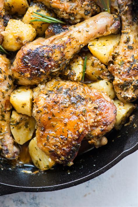 The beautiful soft fresh herbs will give you the most gorgeous stuffing.yum! BAKED GARLIC PARMESAN CHICKEN & POTATOES