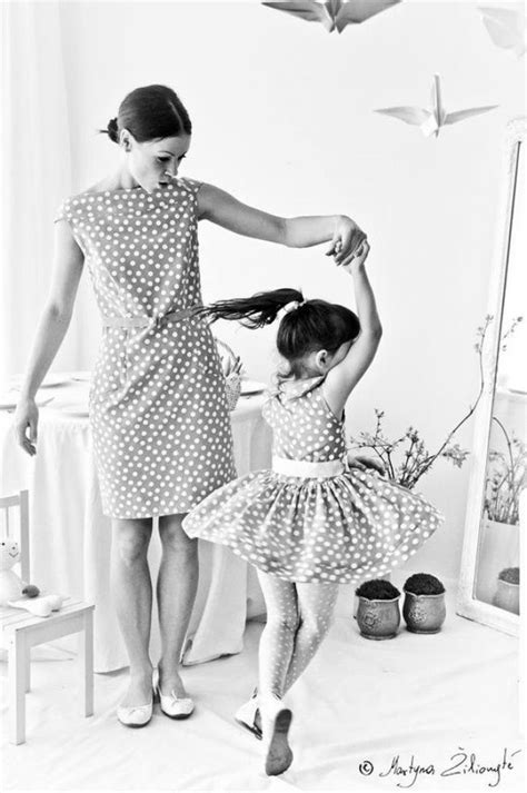 Like Mother Like Daughter 20 Photos Where Moms And Daughters Look