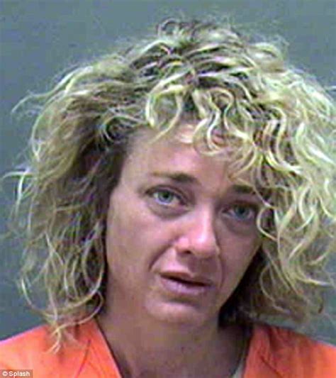 Lisa Robin Kelly Dead At 43 Troubled That 70s Show Star Suffers