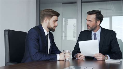 What does an interviewer do. How NOT to Conduct an Interview: Some Common Interviewer ...