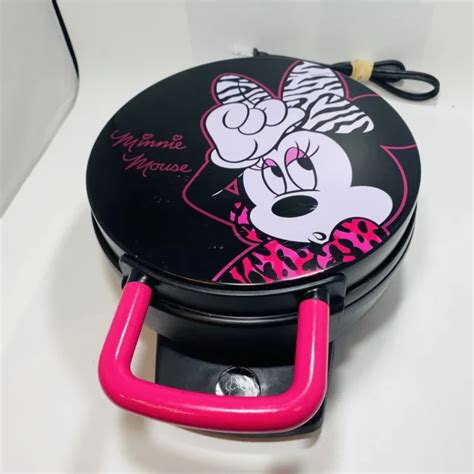 Disneys Minnie Mouse Waffle Maker Black Intertek Non Stick Model Dmg