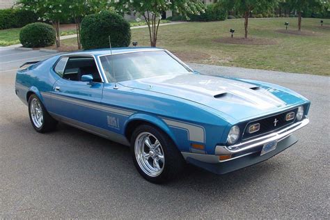 1972 Ford Mustang Mach 1 Custom Fastback Front 34 177251