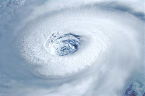 Fileeye Of Hurricane Igor 2010 09 14 1356z Wikimedia Commons