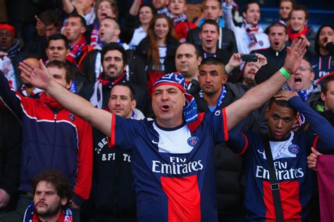 Psg Fans / Video If You Think Psg Fans Don T Exist Watch Them Welcome