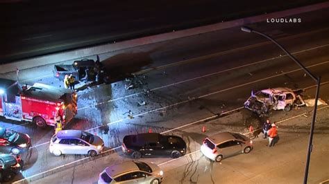 2 Dead In Multi Vehicle Crash On 405 Freeway Nbc Los Angeles