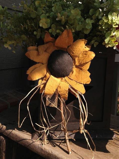 Primitive Hand Painted Sunflower By Westernplainsdesigns On Etsy 10