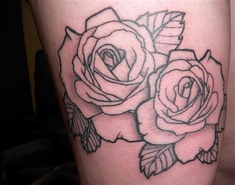 Pin By Hendmejdy On Tattoos Flower Outline Tattoo Rose Tattoos