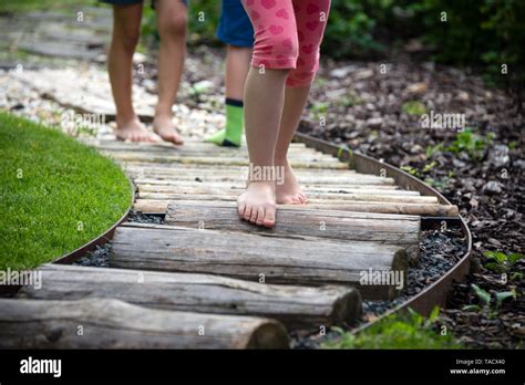 Kid Barefoot Sidewalk Hi Res Stock Photography And Images Alamy