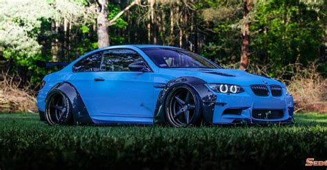 Even so, the reaction from the community the product was estimated to arrive in about 2 months, except the tuner has run into some problems with production and has to delay a bit. BMW M3 (E92) Coupe with Maxton widebody tuning!