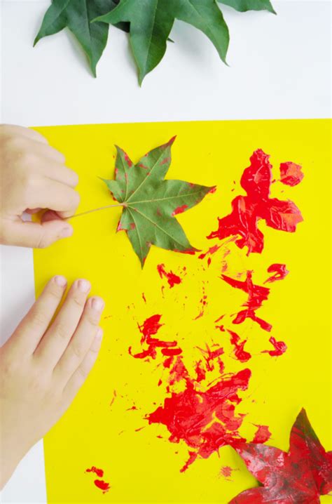 Ali 35 Creative Leaf Painting Designs On Paper