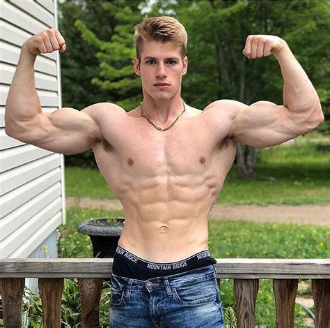 Awesome Abs Biceps Muscles American Guy How To Get Abs Male Torso