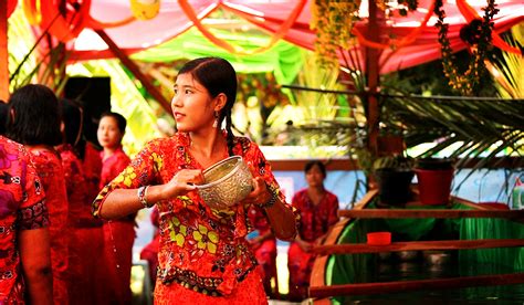 One Of The Most Popular Festival In Myanmar Thingyan Mingalago